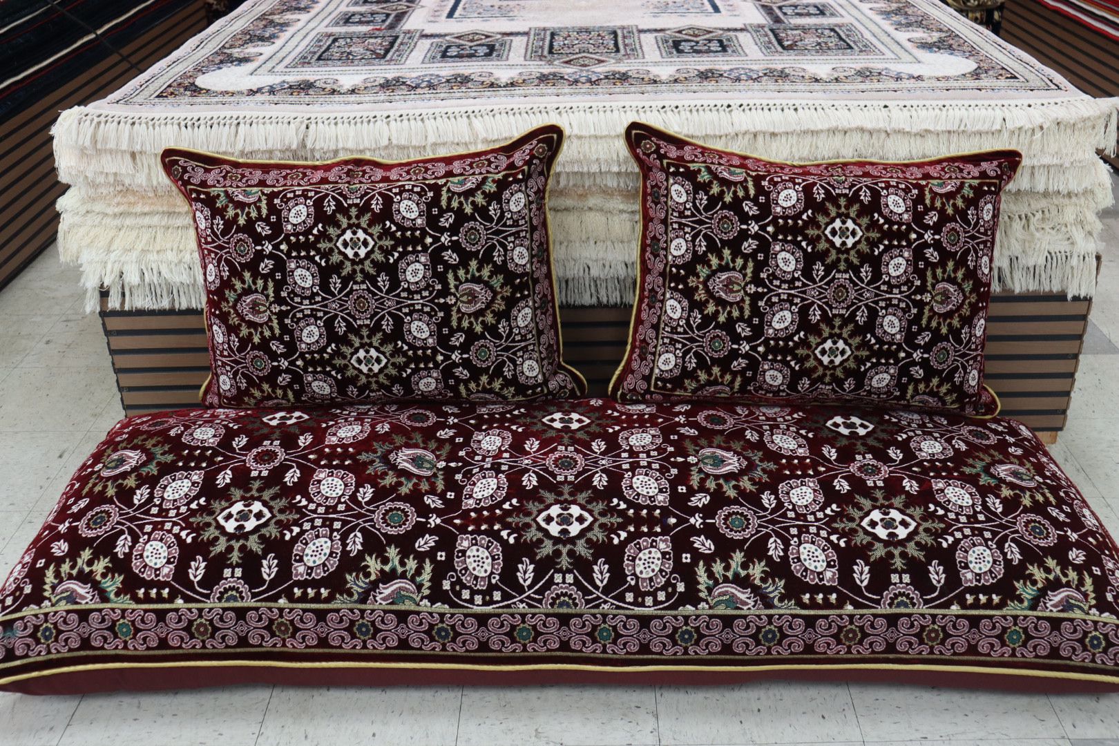 Red Customized Toshak Cover Set #015