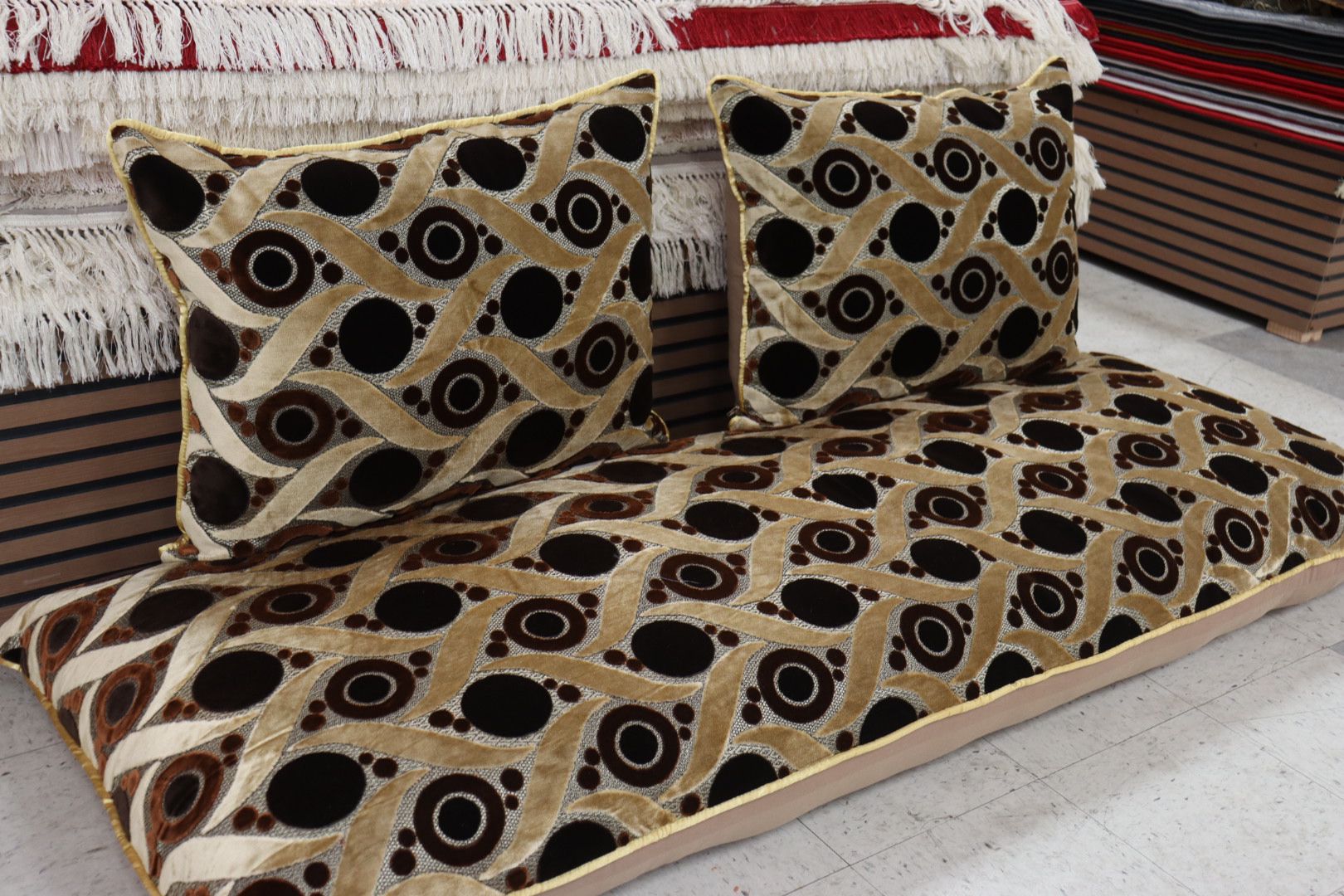 Creamy & Brown Customized Toshak Cover Set #019