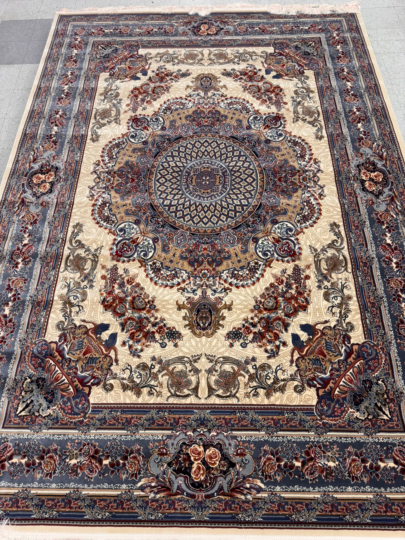 Veniz Creamy Color 1200 Reeds Kashan Design Machine made Carpet